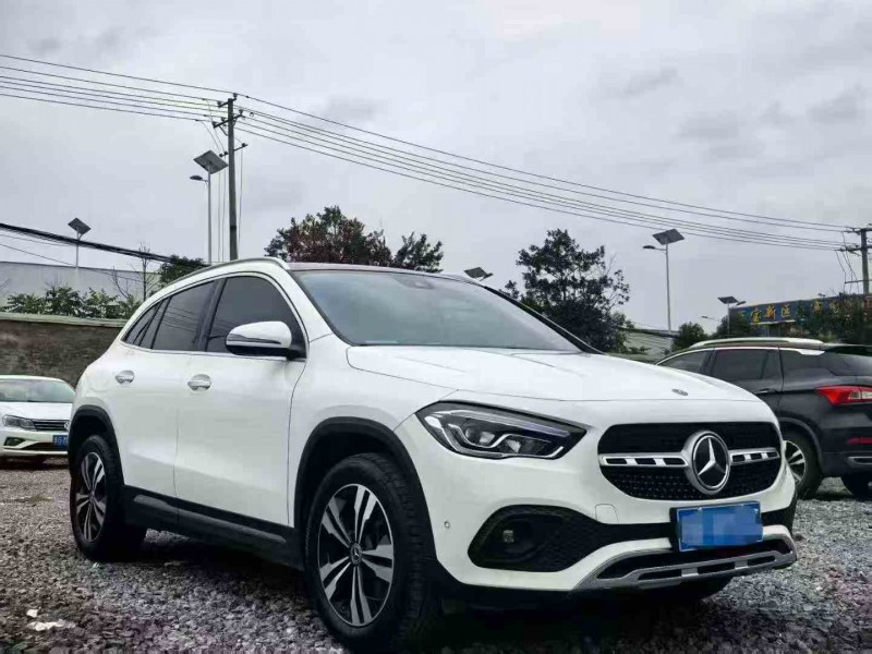 衡阳23年奔驰GLA3