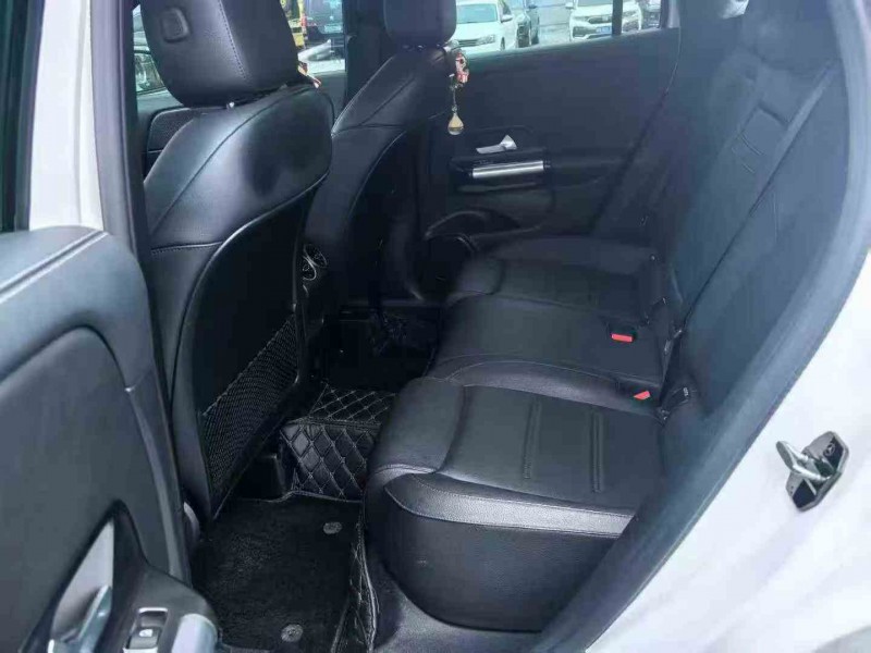 衡阳23年奔驰GLA7