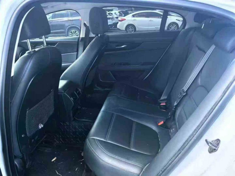 张家界20年捷豹XEL2