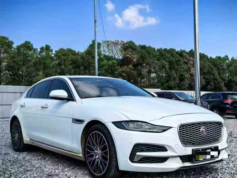 张家界20年捷豹XEL8