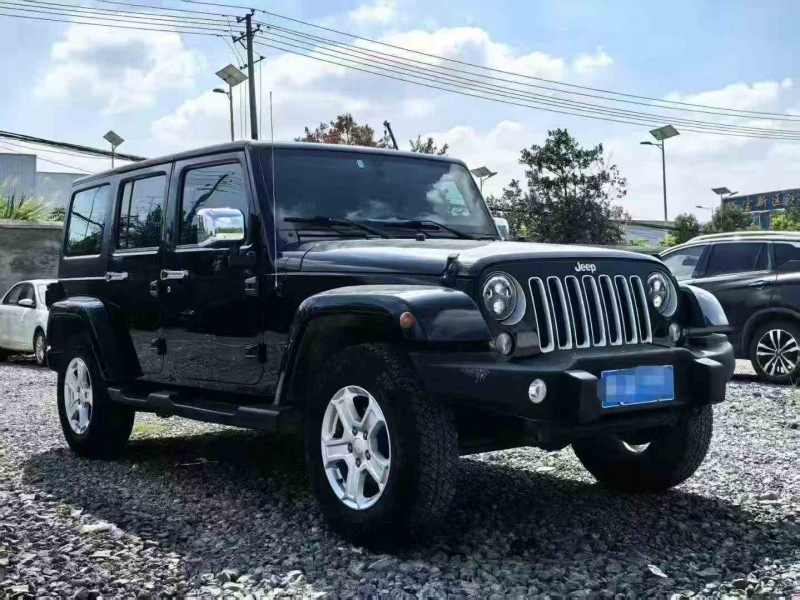 衡阳16年Jeep牧马人3