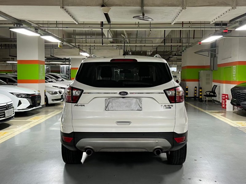 成都18年福特翼虎7