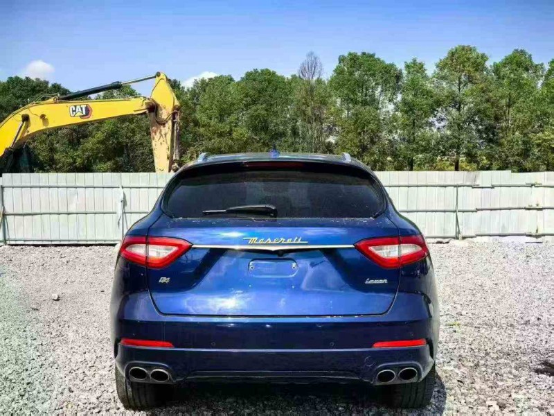 衡阳18年玛莎拉蒂Levante6