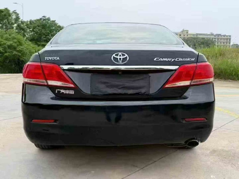 常德14年丰田凯美瑞8