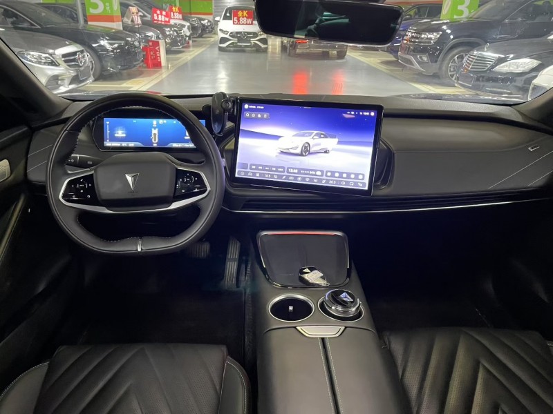 成都24年长安汽车深蓝2