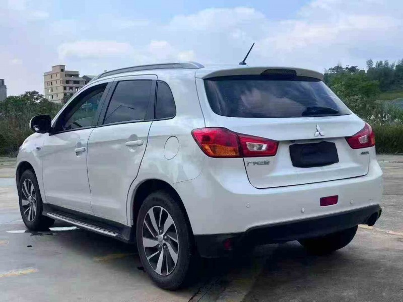 湘西19年三菱劲炫7