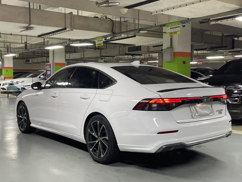 成都23年本田雅阁7