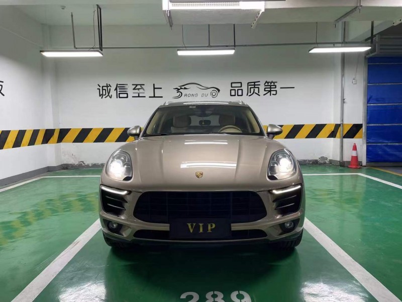 成都16年保时捷Macan1