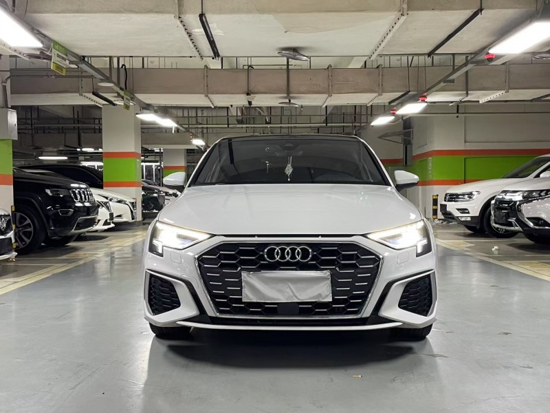 成都23年奥迪A31