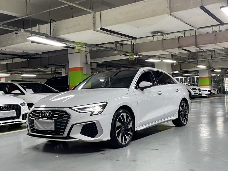 成都23年奥迪A32