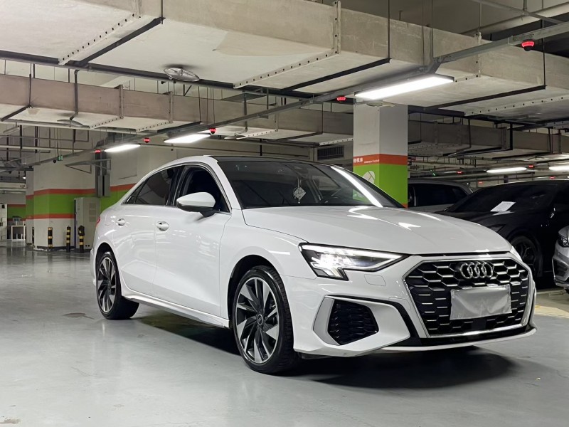 成都23年奥迪A35