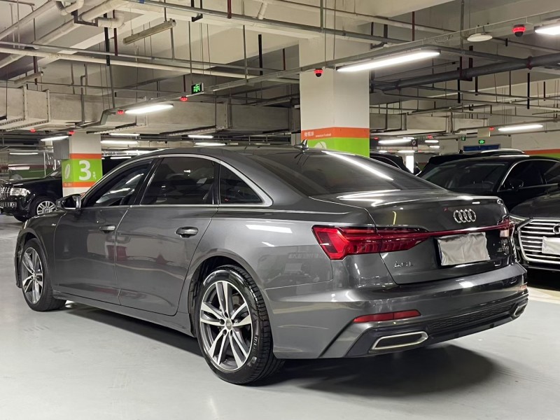 成都21年奥迪A6L5