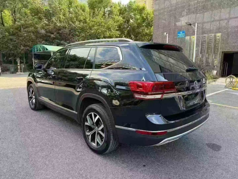 邵阳20年大众途昂5