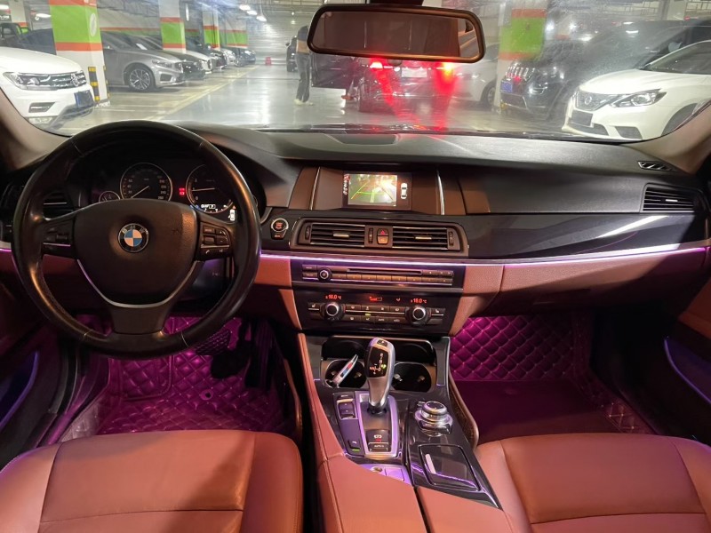 成都17年宝马5系4