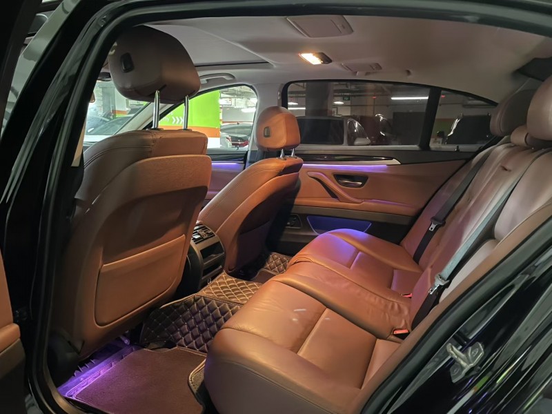 成都17年宝马5系6