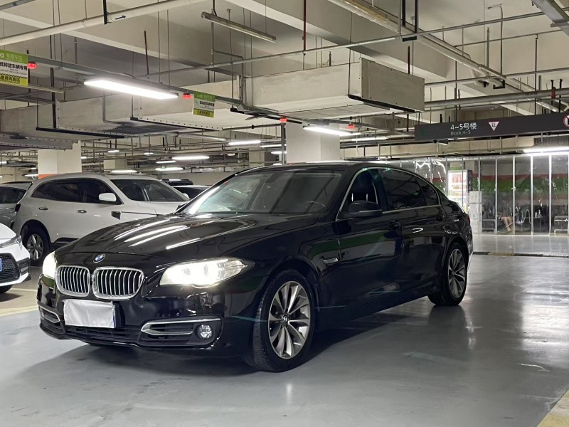 成都17年宝马5系8