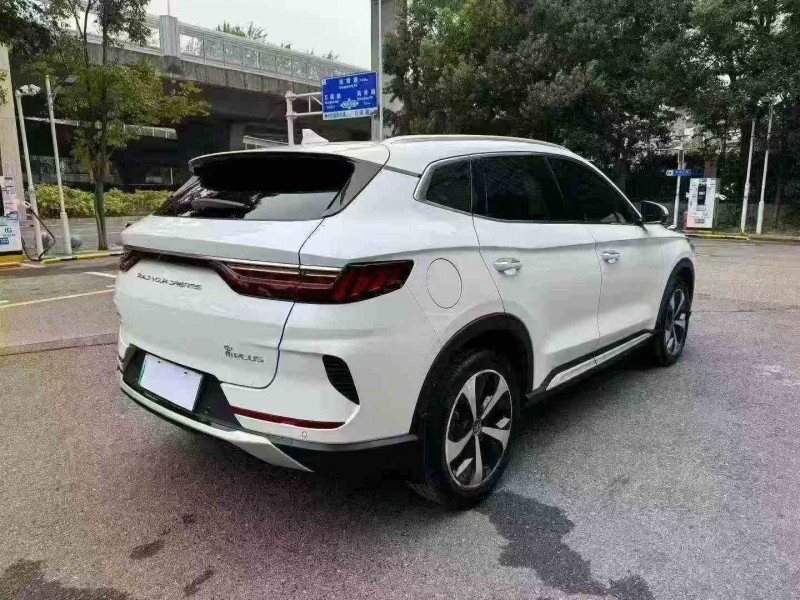 长沙23年比亚迪宋8