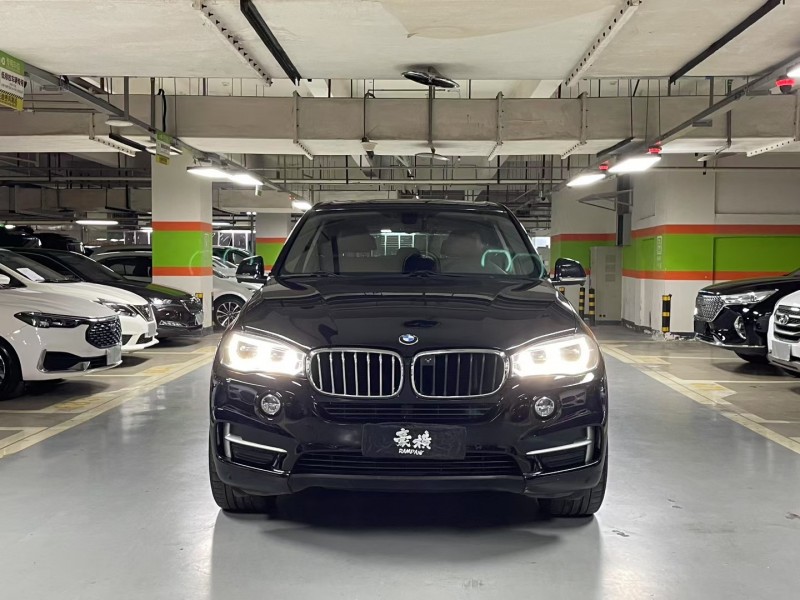 成都17年宝马X51