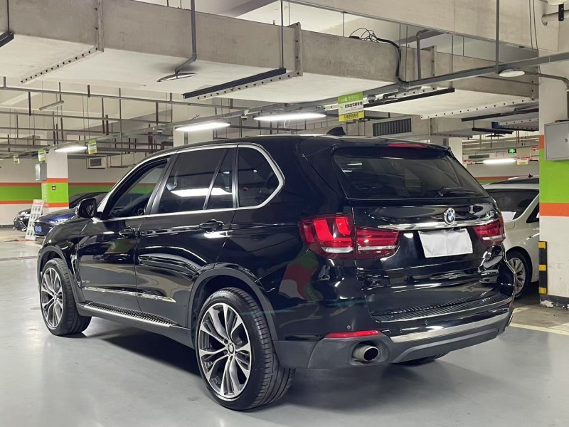 成都17年宝马X54