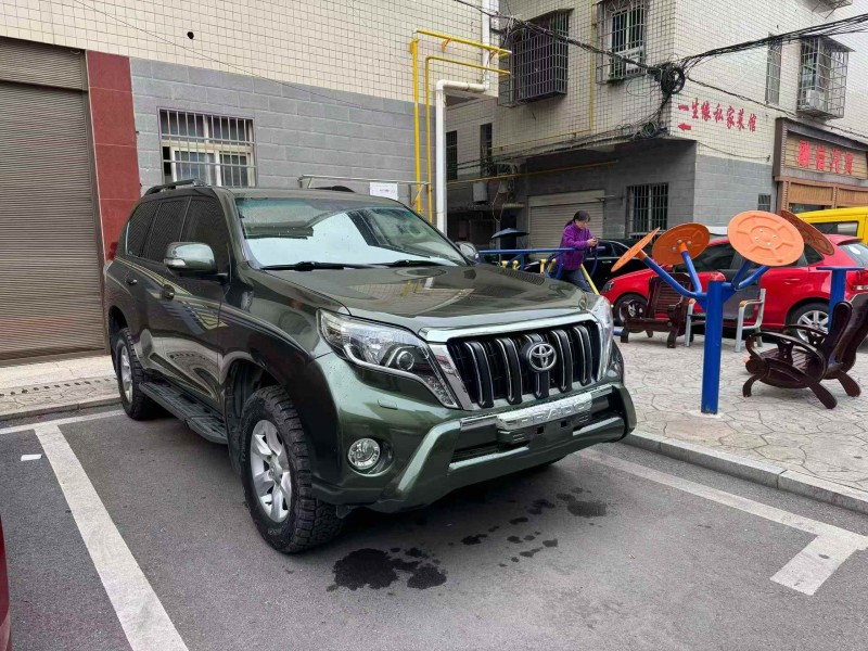 湘西13年丰田普拉多2