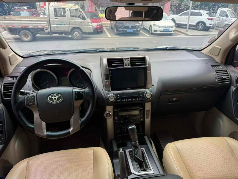 湘西13年丰田普拉多3