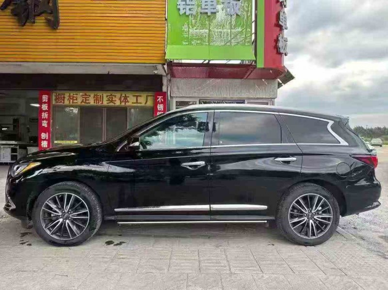 柳州19年英菲尼迪QX603