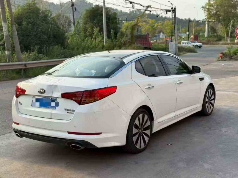 嘉兴13年起亚K58