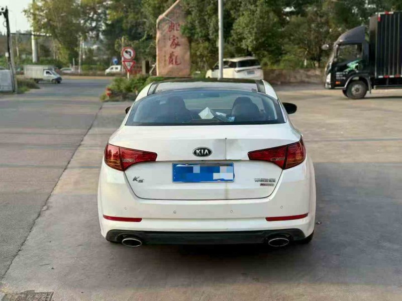 嘉兴13年起亚K59