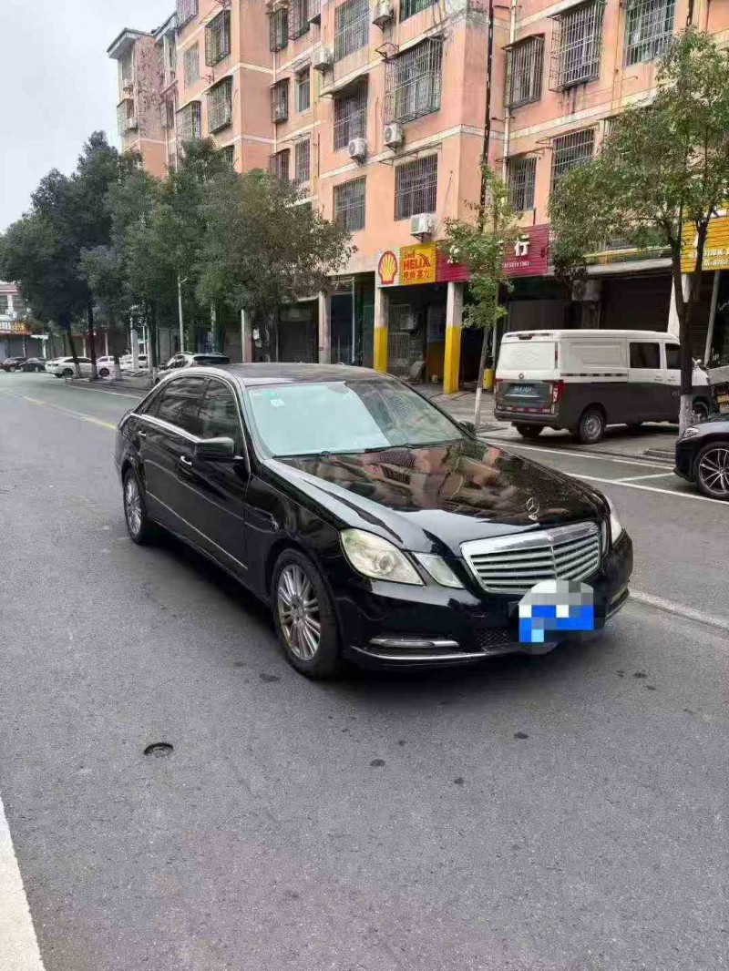 岳阳12年奔驰E2