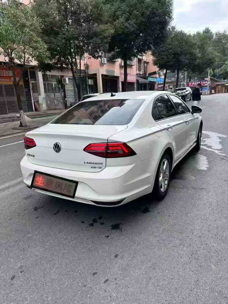 常德22年大众凌渡8