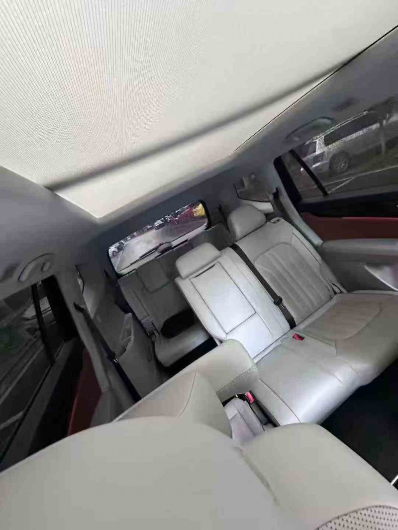 常德22年大众途昂4