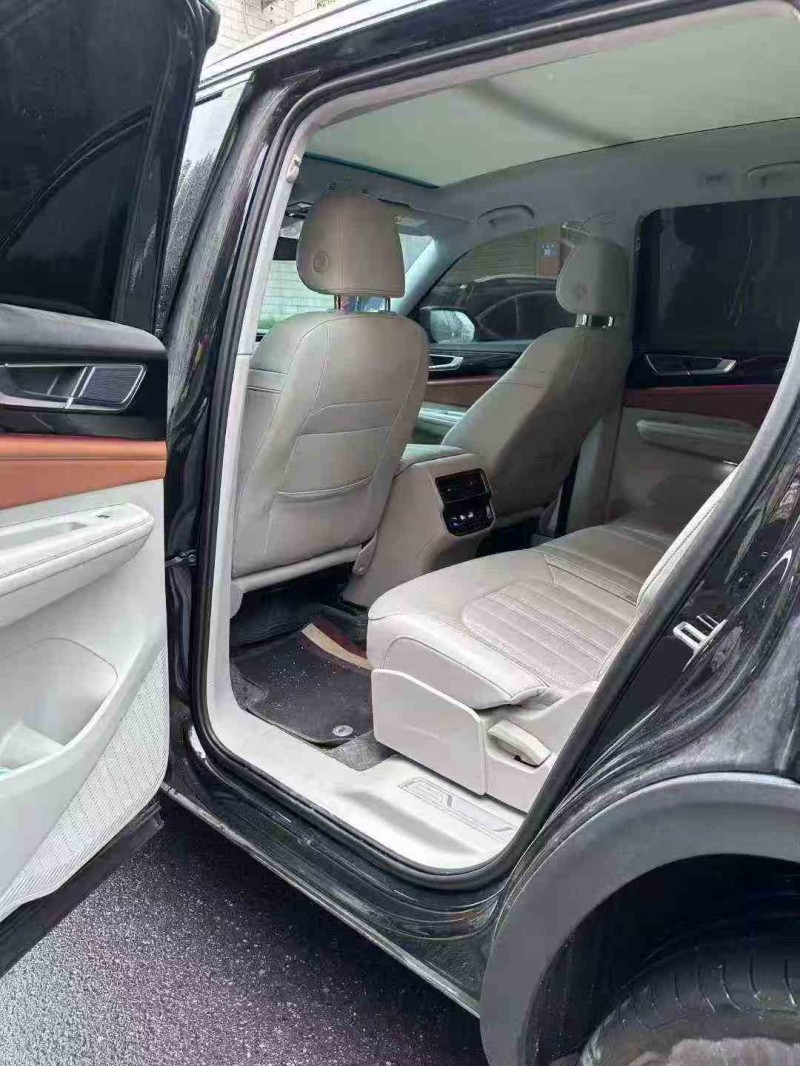 常德22年大众途昂5