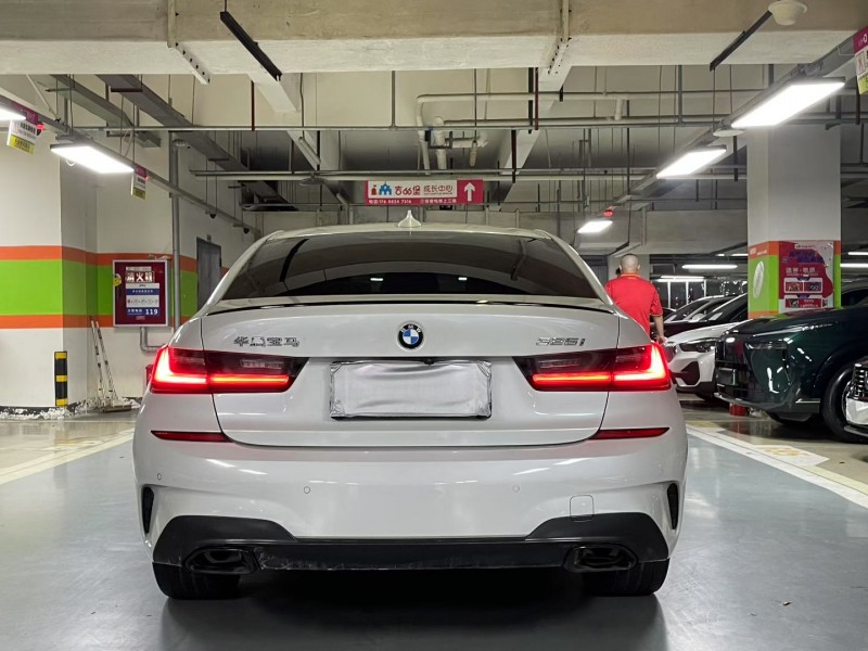 成都21年宝马3系3