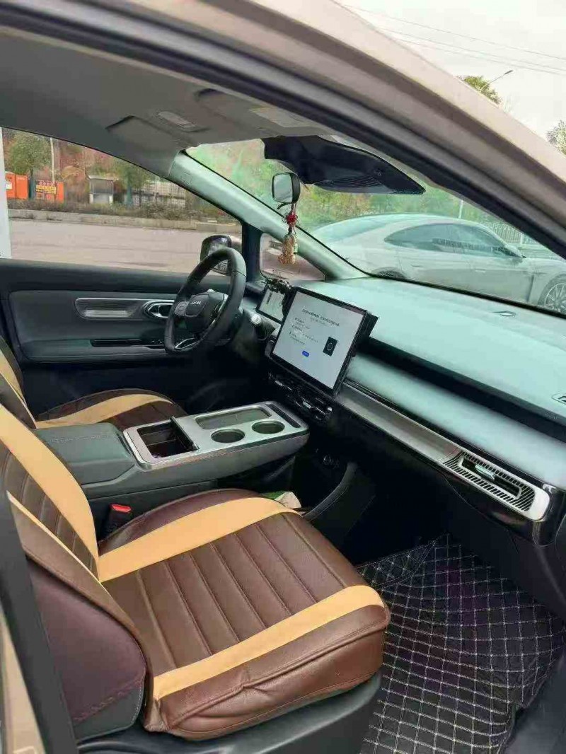 张家界24年传祺埃安Y5