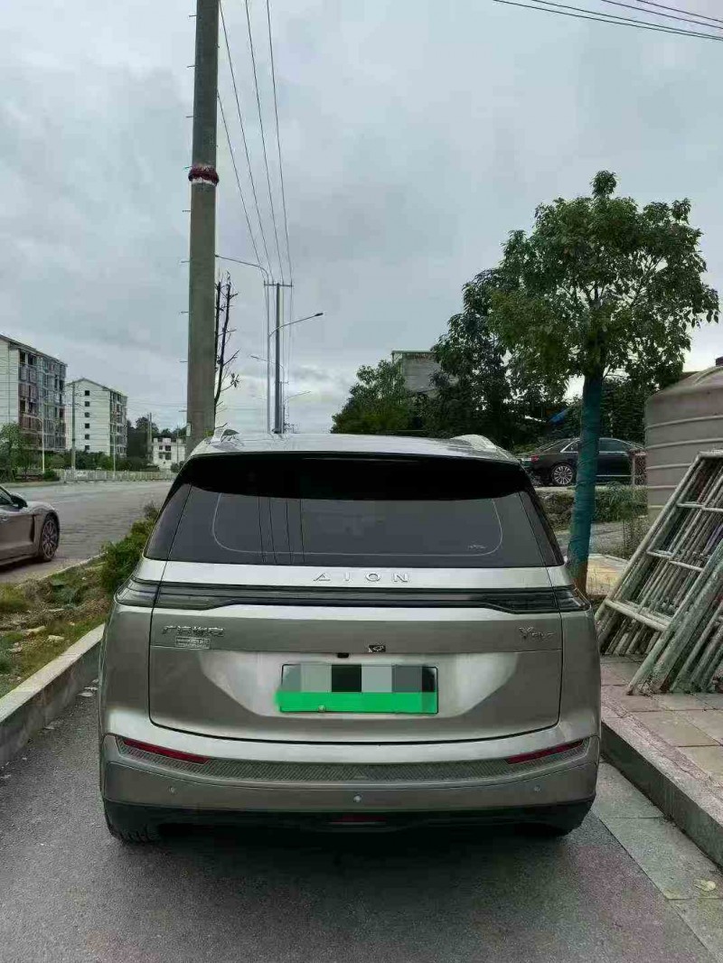 张家界24年传祺埃安Y9