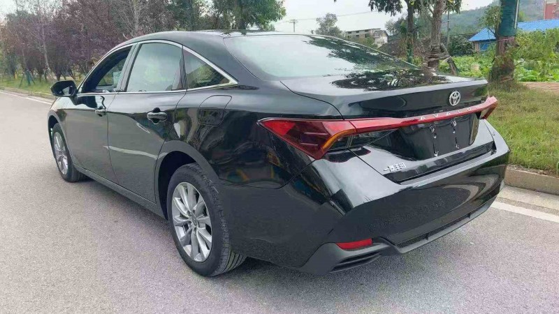 郴州25年丰田亚洲龙8