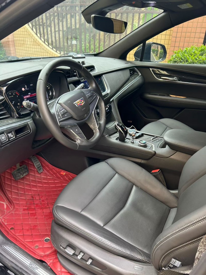 东莞19年凯迪拉克XT58