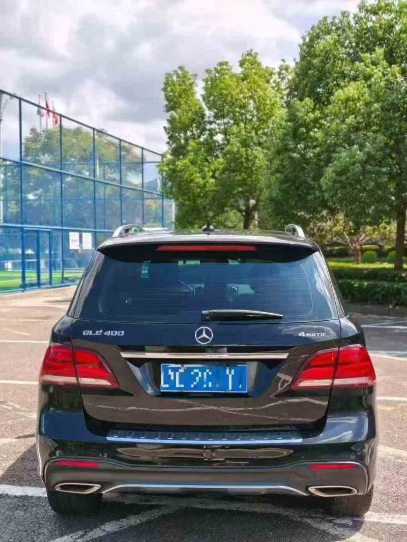 金华17年奔驰GLE9