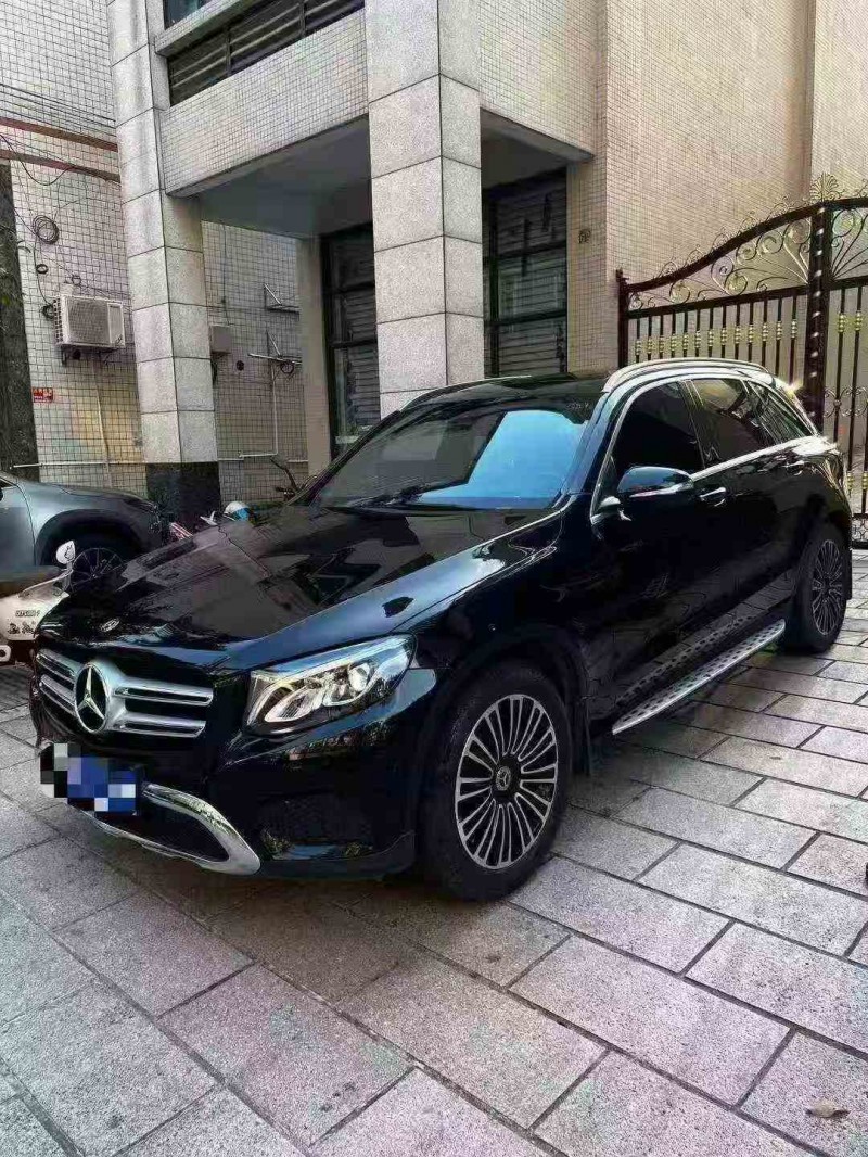 汕头19年奔驰GLC3