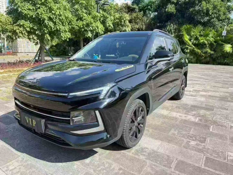 丽江22年江淮思皓3