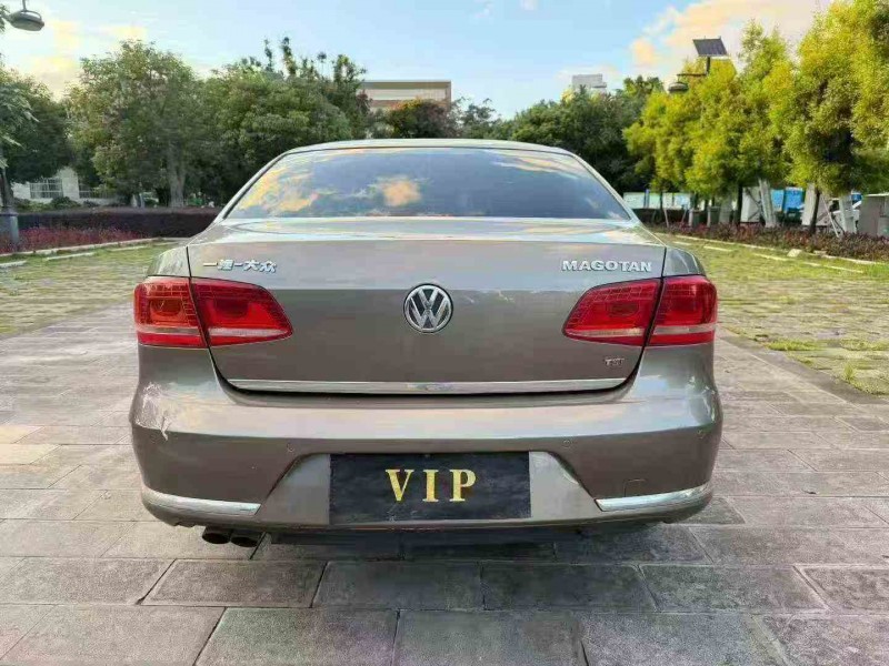 临沧14年大众迈腾8