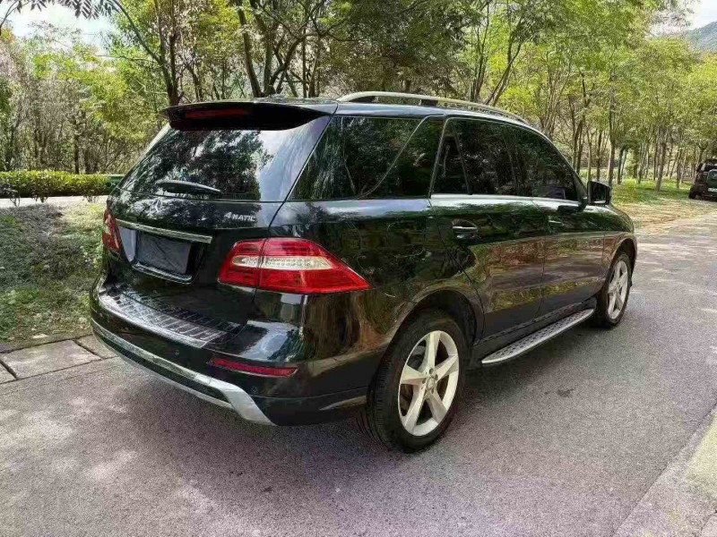 杭州13年奔驰ML8