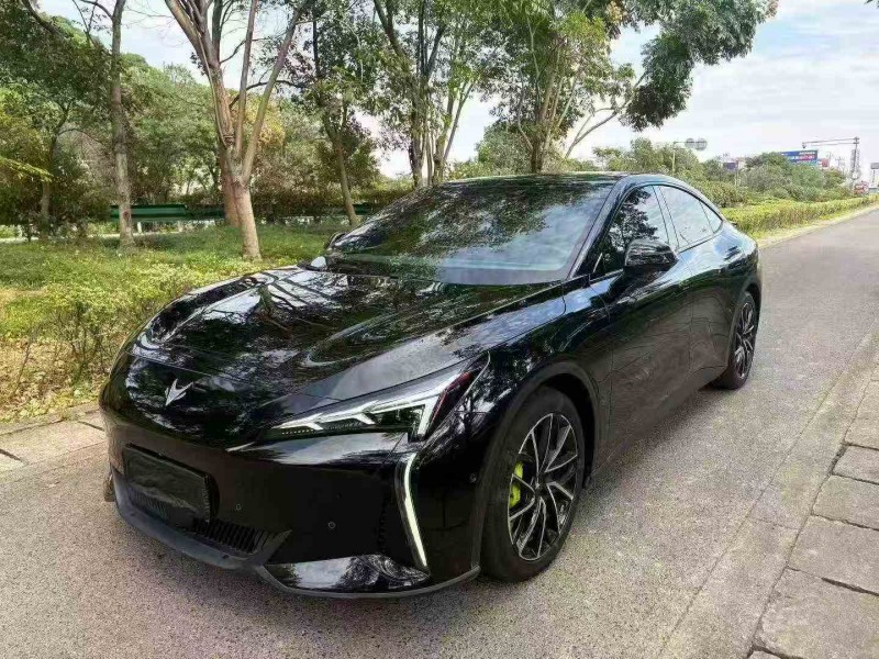 舟山24年极狐汽车阿尔法3