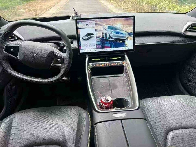 舟山24年极狐汽车阿尔法4