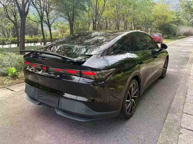 舟山24年极狐汽车阿尔法7