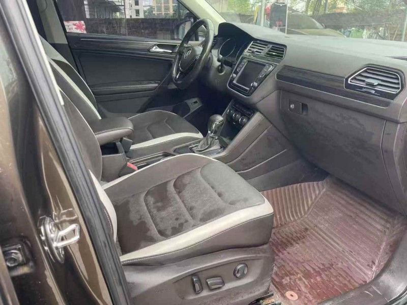 岳阳17年大众途观7