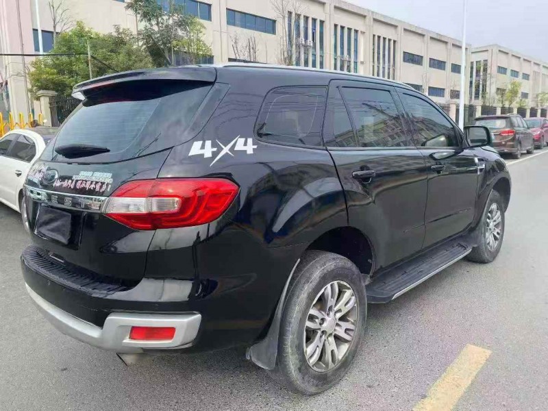 衡阳19年福特撼路者8