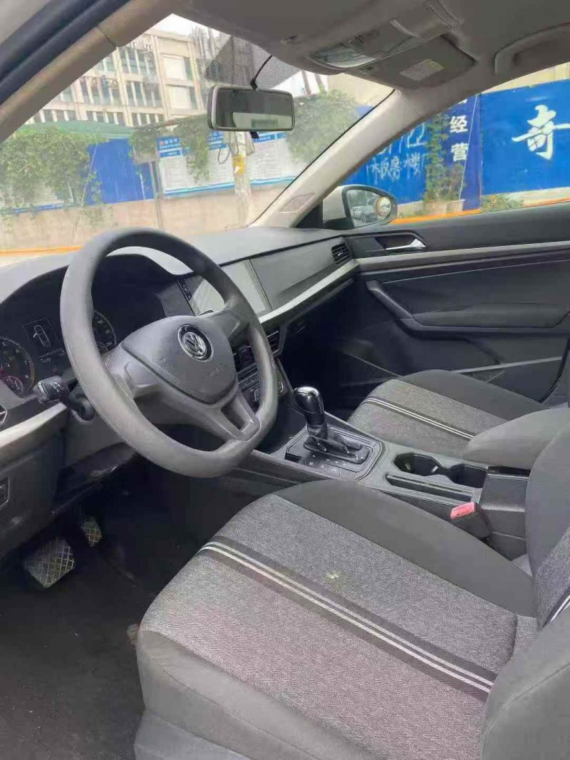 湘潭18年大众朗逸5