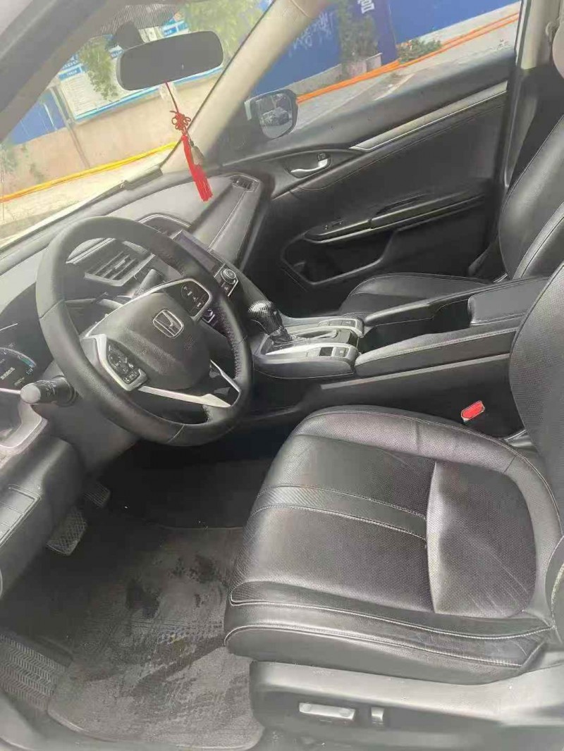 怀化16年本田思域4