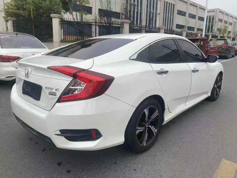 怀化16年本田思域7